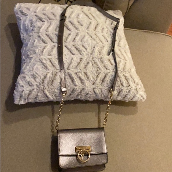 Versace purse - Picture 2 of 4